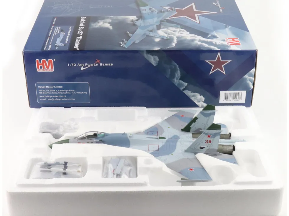 Sukhoi Su-27 Flanker-B Fighter Aircraft "Red 36, Barents Sea, 941st IAP" (1987) Soviet Air Force "Air Power Series" 1/72 Diecast Model by Hobby Master