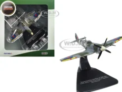 Supermarine Spitfire LF MK IXe Fighter Aircraft "TE565, 10th (Czech) Fighter Squadron, RAF Manston" Royal Air Force 1/72 Diecast Model Airplane by Oxford Diecast