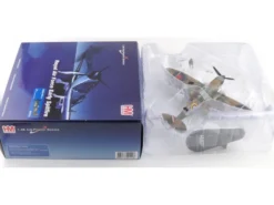 Supermarine Spitfire Mk.1a Fighter Aircraft "X4009, Flight Lieutenant P.C. Hughes" (1940) British Royal Air Force "Air Power Series" 1/48 Diecast Model by Hobby Master