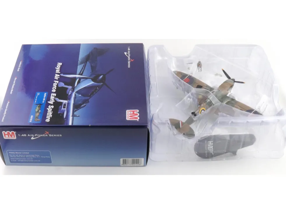 Supermarine Spitfire Mk.1a Fighter Aircraft "X4009, Flight Lieutenant P.C. Hughes" (1940) British Royal Air Force "Air Power Series" 1/48 Diecast Model by Hobby Master