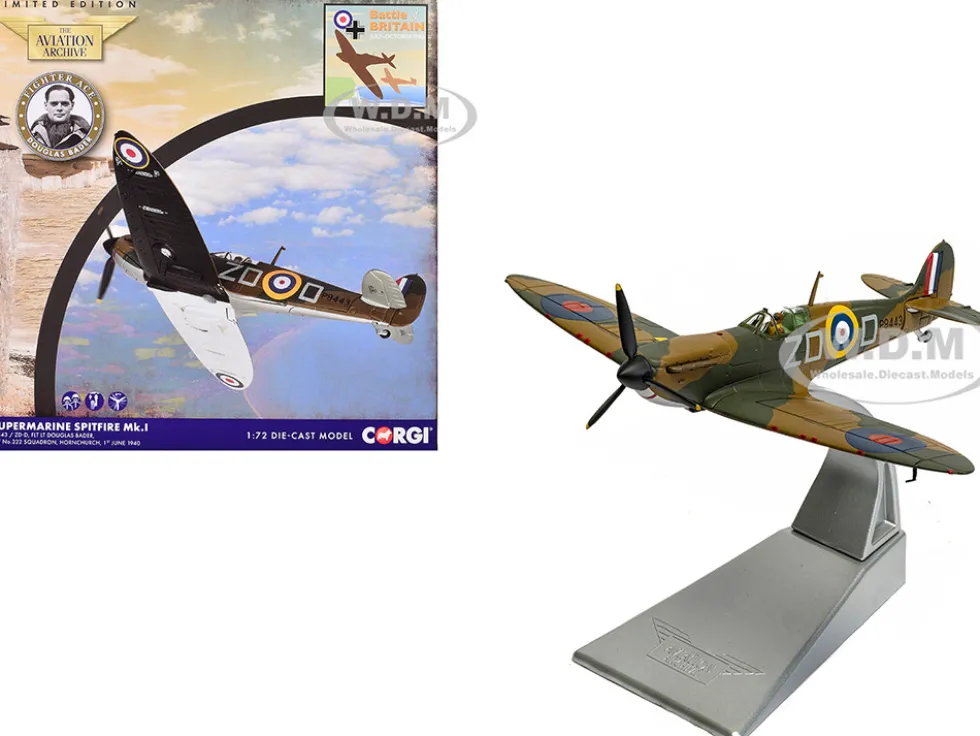 Supermarine Spitfire MkI Fighter Aircraft "P9443 ZD-D, Flight Lieutenant Douglas Bader, No. 222 Squadron, Battle of Britain" (1940) Royal Air Force "The Aviation Archive" Series 1/72 Diecast Model by Corgi
