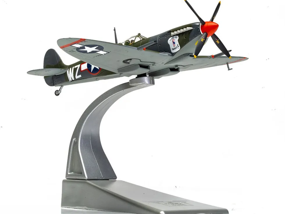 Supermarine Spitfire MkIXC Fighter Aircraft "Porky II, Lt Robert Connor, 309th Fighter Squadron, 31st Fighter Group" (1943) United States Army Air Forces "The Aviation Archive" Series 1/72 Diecast Model by Corgi