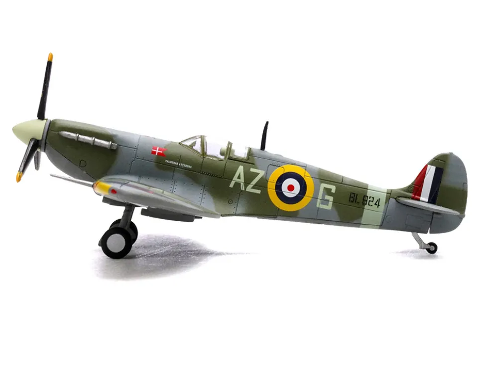 Supermarine Spitfire Mk Vb Fighter Aircraft "BL924, Pilot Officer Aksel Svendsen, Danish Presentation Spitfire, Valdemar Atterdag, No. 234 Madras Presidency Squadron" (1942) Royal Air Force 1/72 Diecast Model Airplane by Legion