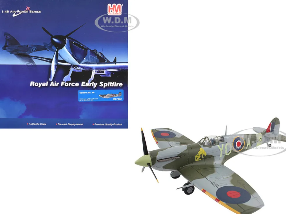 Supermarine Spitfire Mk Vb Fighter Aircraft "EN921, Flying Officer Jack Sheppard, No. 401 Squadron" (1943) Royal Canadian Air Force "Air Power Series" 1/48 Diecast Model by Hobby Master