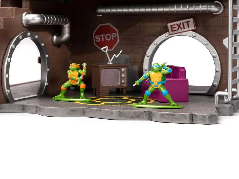 Teenage Mutant Ninja Turtles Turtle Lair Diorama Set with Figures and Party Wagon Nano Scene Series Model Jada 34679