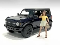 The Dealership Customer II Figurine for 1/24 Scale Models American Diorama 76409