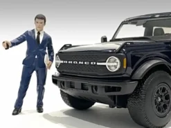 The Dealership Male Salesperson Figurine for 1/24 Scale Models American Diorama 76407