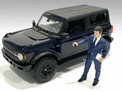 The Dealership Male Salesperson Figurine for 1/24 Scale Models American Diorama 76407