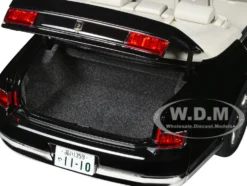 Toyota Century Open Car Convertible RHD Right Hand Drive Black with White Interior 1/18 Model Car Autoart 79531