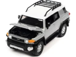 2007 Toyota FJ Cruiser Titanium Silver Metallic with White Top and Roofrack Classic Gold Collection Series Limited Edition 1/64 Diecast Model Car Johnny Lightning JLCG030-JLSP278A