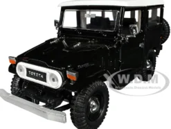 Toyota FJ40 Land Cruiser Black with White Top 1/24 Diecast Model Car Motormax 79323BK