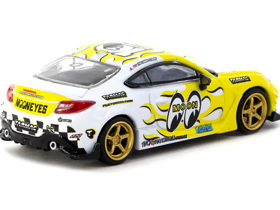 Toyota GR86 RHD (Right Hand Drive) "MoonEyes" White with Yellow Flames and Graphics "Global64" Series 1/64 Diecast Model by Tarmac Works