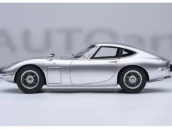 1967 Toyota 2000GT RHD (Right Hand Drive) Silver Metallic 1/18 Model Car by Autoart