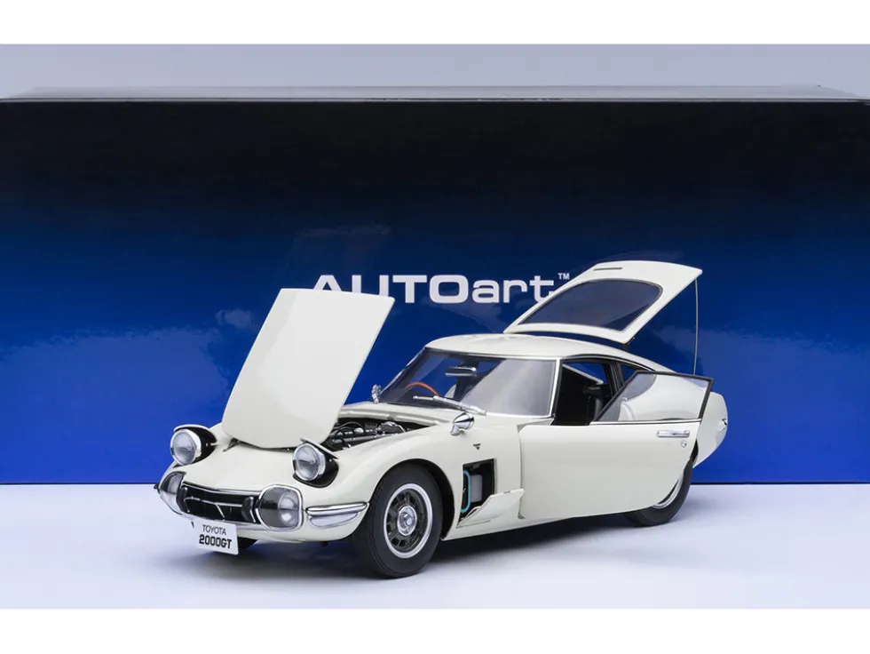 1967 Toyota 2000GT RHD (Right Hand Drive) White 1/18 Model Car by Autoart