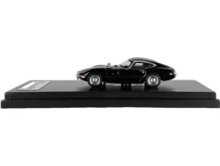 Toyota 2000GT RHD Right Hand Drive 1/64 Diecast Model Car LCD Models LCD64029BL