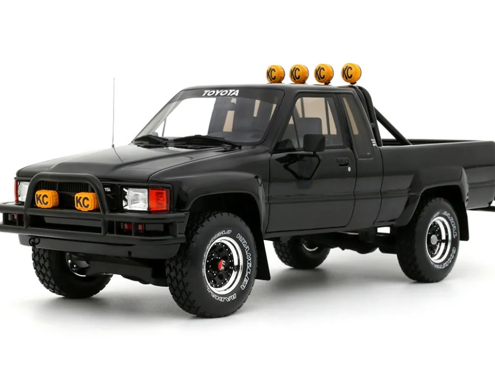 1985 Toyota Hilux SR5 Pickup Truck Black Limited Edition to 3000 pieces Worldwide 1/18 Model Car by Otto Mobile