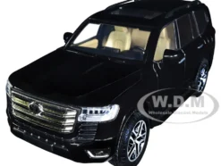 Toyota Land Cruiser Black Metallic 1/24 Diecast Model Car H08222BK
