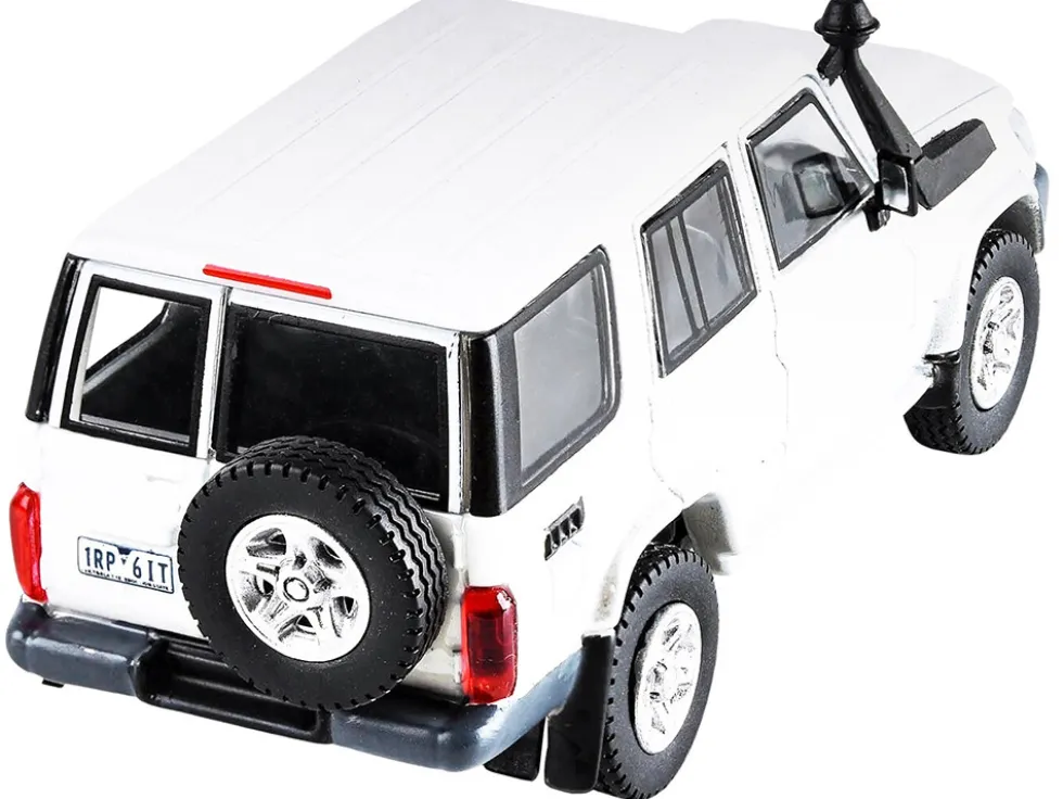 Toyota Land Cruiser 76 French Vanilla Pearl White 1/64 Diecast Model Car Paragon Models PA-55311