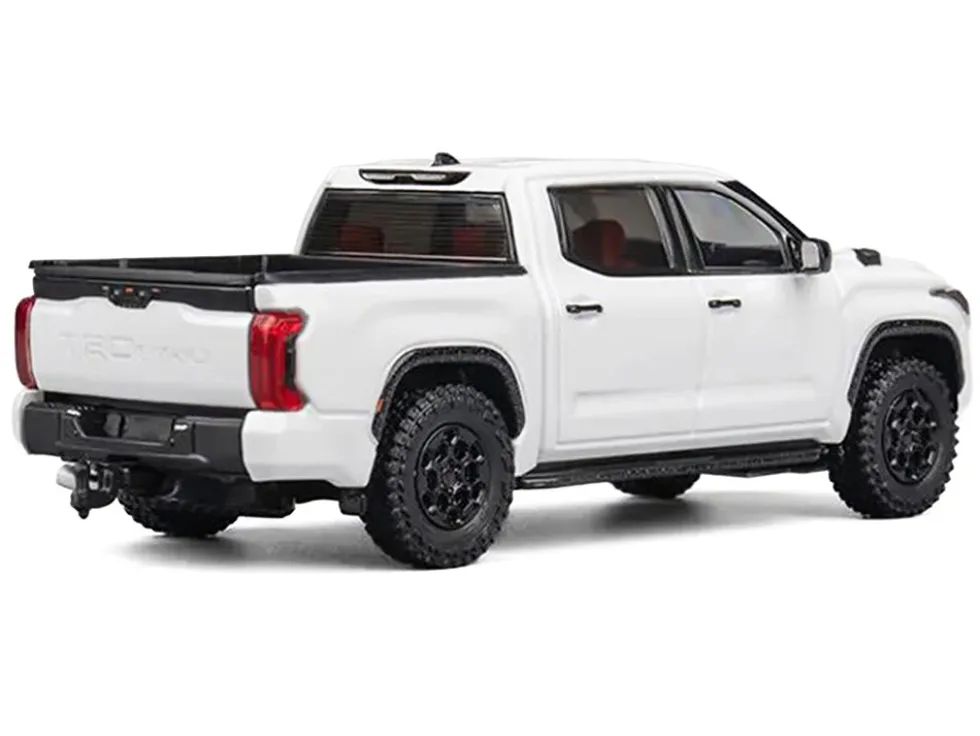 Toyota Tundra Pickup Truck White 1/64 Diecast Model Car by CM Model