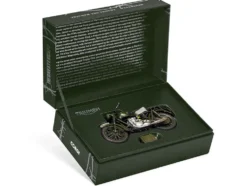 Triumph TR6 Trophy Motorcycle Dark Green Weathered The Great Escape 1963 Movie Diecast Model Corgi CC08501
