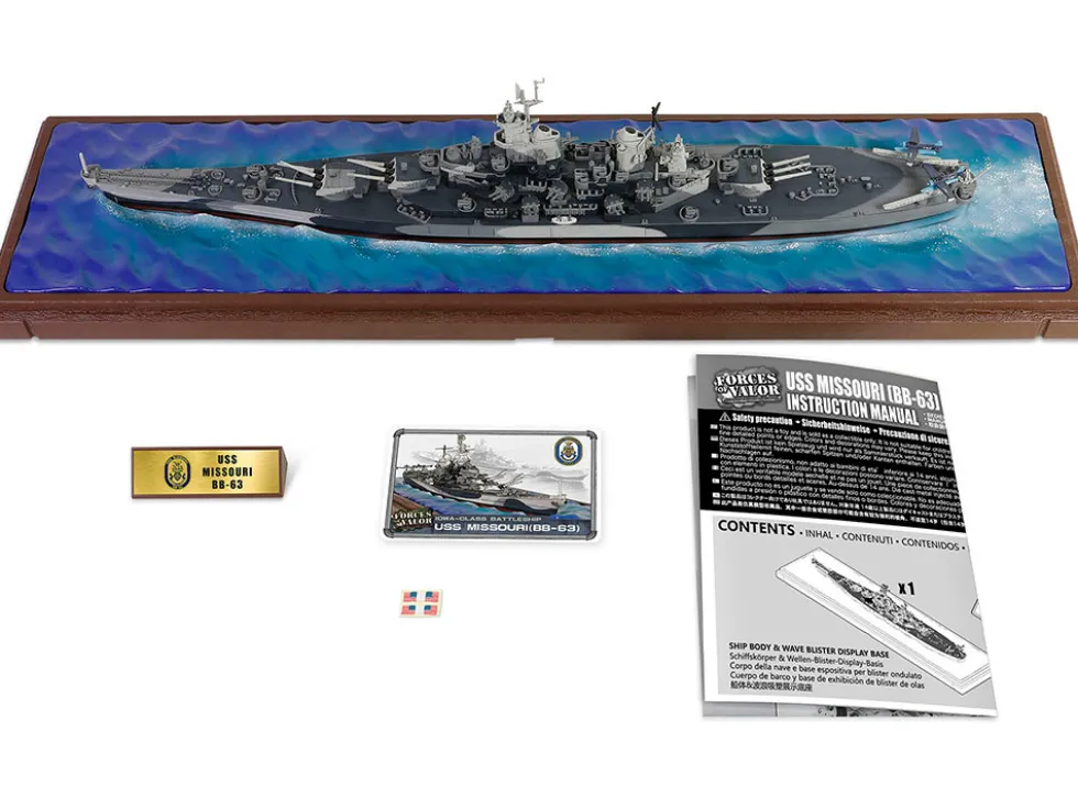USS Missouri BB 63 Iowa class Battleship Battle of Okinawa 1945 United States Navy Waterline Edition Battleship Series 1/700 Diecast Model Forces of Valor FOV-862031B