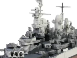 USS Missouri BB 63 Iowa class Battleship Battle of Okinawa 1945 United States Navy Full Hull Edition Battleship Series 1/700 Diecast Model Forces of Valor FOV-861131B