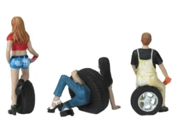 Val Andie Derek Tire Brigade 3 piece Figurine Set 1/24 Motorhead Miniatures 776