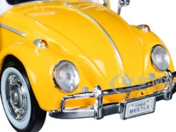 1966 Volkswagen Beetle Taxi Yellow White Top 1/24 Diecast Model Car Motormax 79577