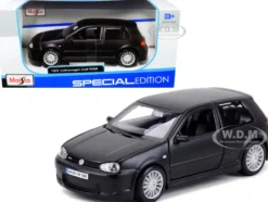 Volkswagen Golf R32 Matt Black Special Edition Series 1/24 Diecast Model Car Maisto 31290