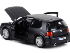 Volkswagen Golf R32 Matt Black Special Edition Series 1/24 Diecast Model Car Maisto 31290