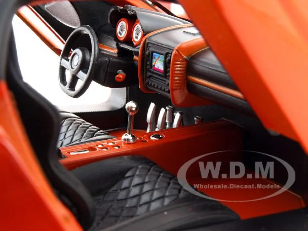 Volkswagen Nardo W12 Show Car Orange 1/18 Diecast Model Car Motormax 73141