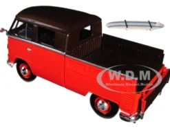 Volkswagen Type 2 T1 Pickup with Surfboard Brown Orange 1/24 Diecast Model Car Motormax 79560