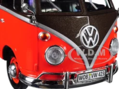Volkswagen Type 2 T1 Pickup with Surfboard Brown Orange 1/24 Diecast Model Car Motormax 79560