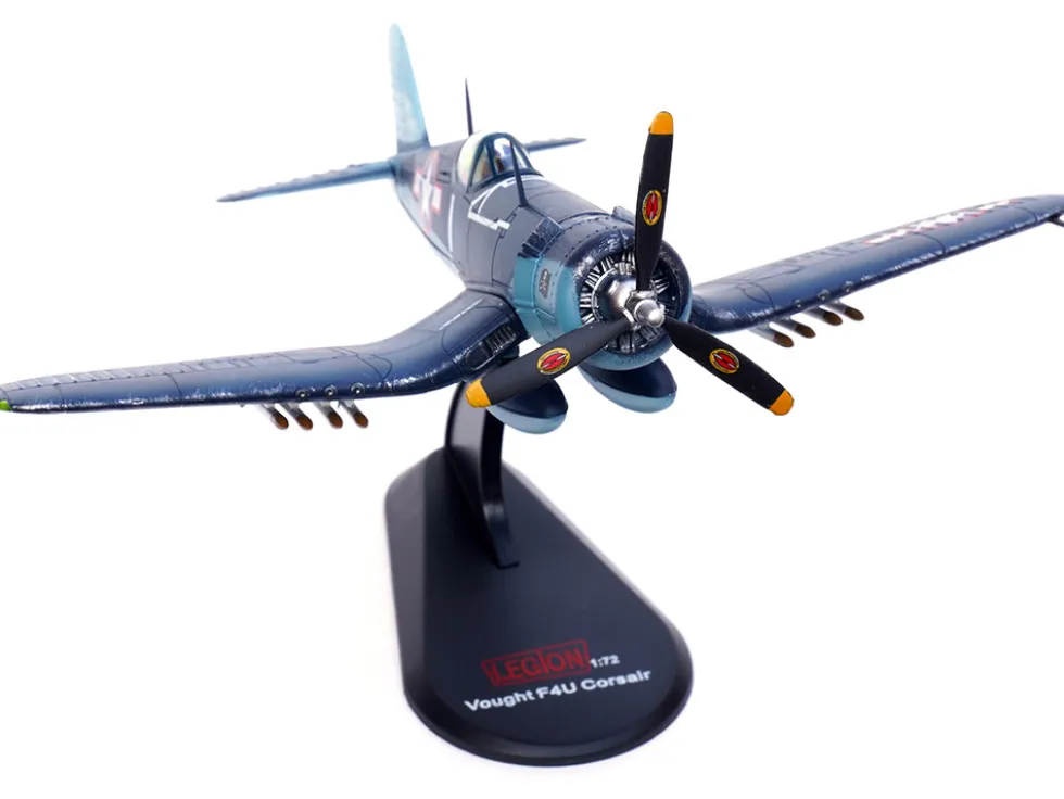 Vought F4U 1A Corsair Fighter Plane Big Hog VF 17 Jolly Rogers Captain Tommy Blackburn US Navy 1943 1/72 Diecast Model Airplane Legion LEG-14619LA
