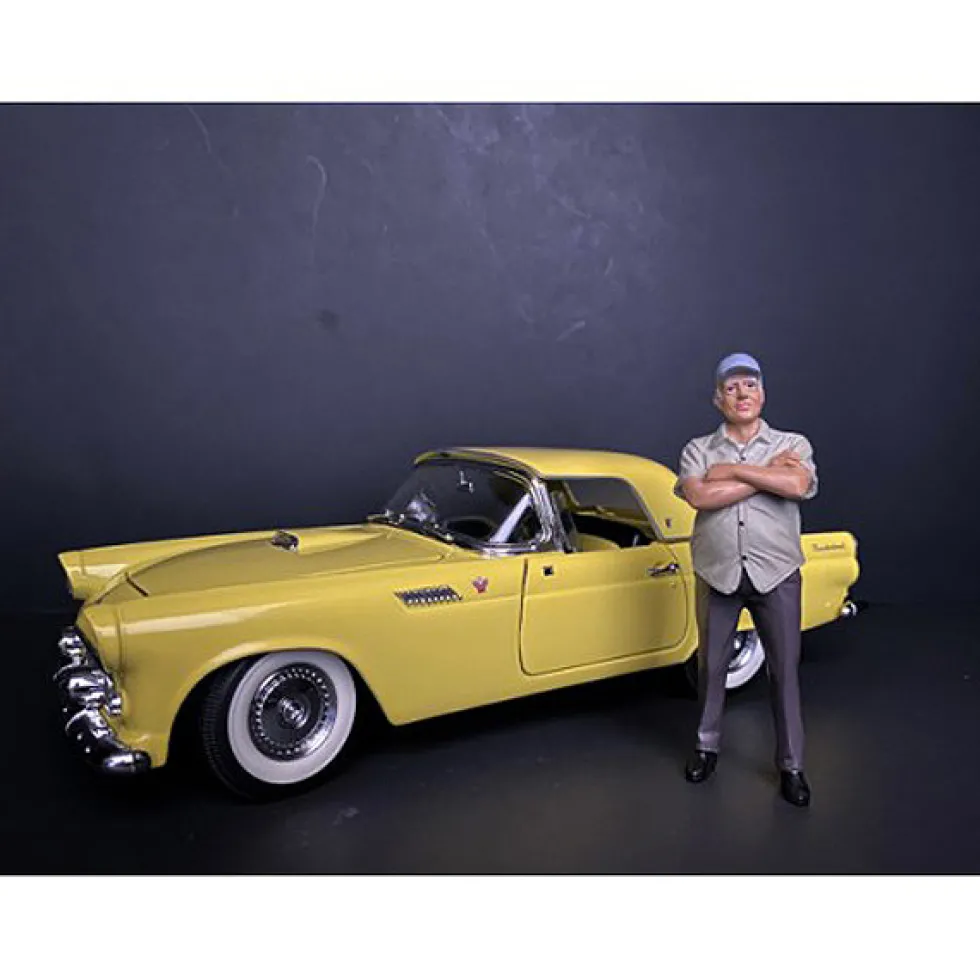 Weekend Car Show Figurine II for 1/24 Scale Models American Diorama 38310