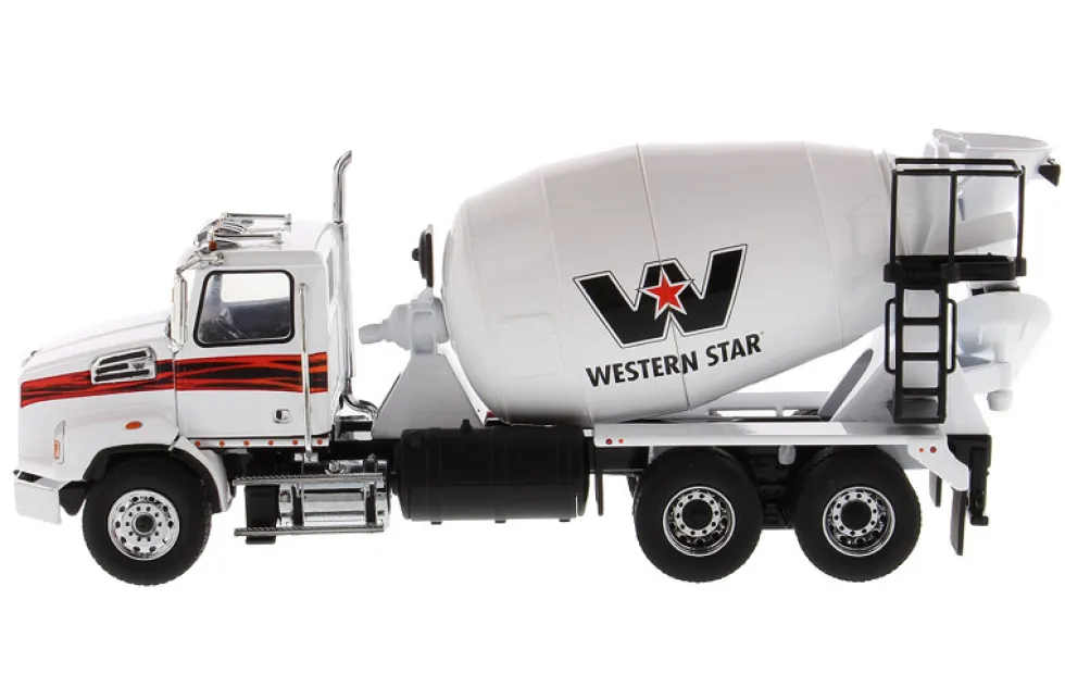 Western Star 4700 SB Concrete Mixer Truck White 1/50 Diecast Model Diecast Masters 71035
