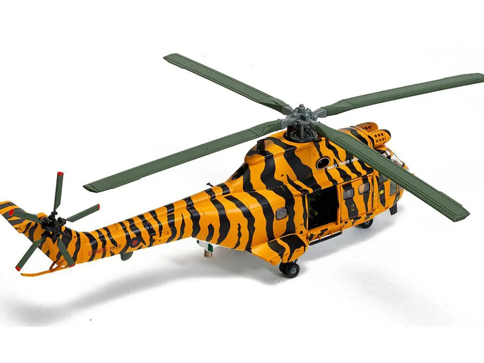 Westland Puma HC-1 Helicopter "No. 230 Squadron, NATO Tiger Meet livery, RIAT" (2005) Royal Air Force "The Aviation Archive" Series 1/72 Diecast Model by Corgi