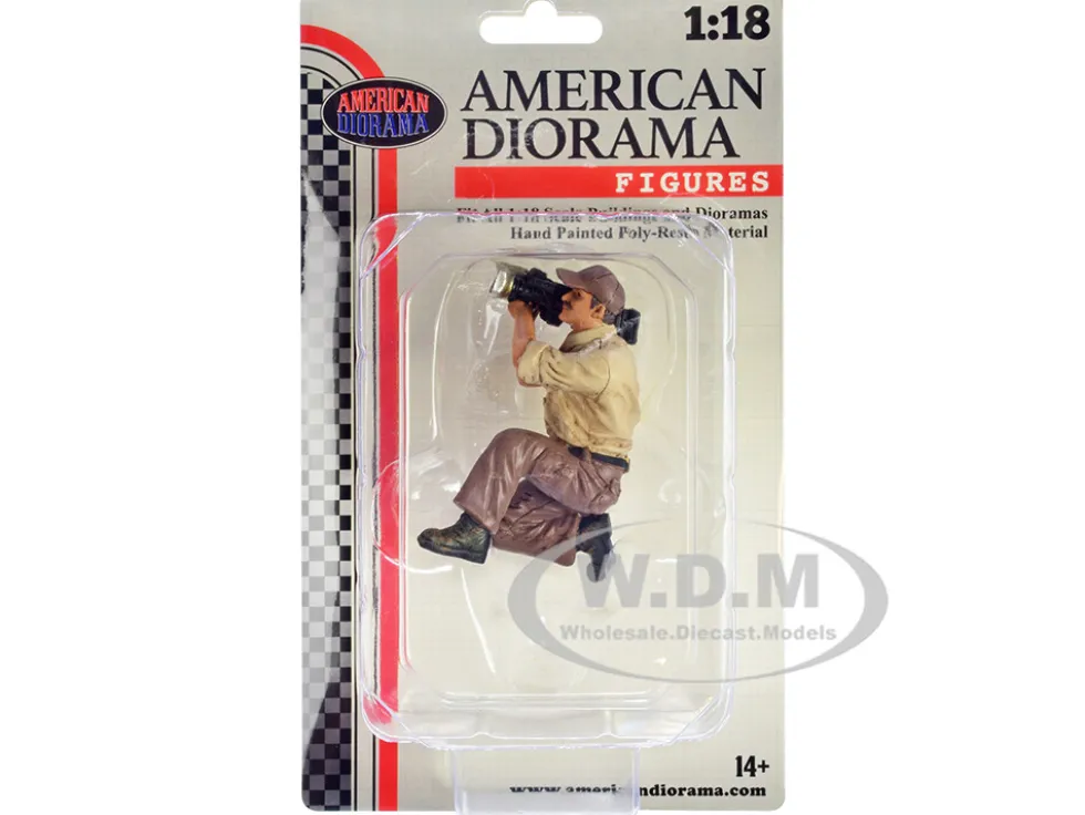 4X4 Mechanic Figure 7 for 1/18 Scale Models American Diorama AD18017
