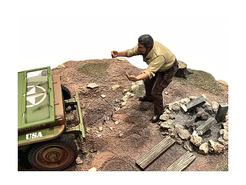 4X4 Mechanic Figure 6 for 1/18 Scale Models American Diorama AD18016