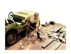4X4 Mechanic Figure 4 for 1/18 Scale Models American Diorama AD18014