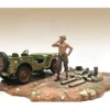 4X4 Mechanic Figure 1 for 1/18 Scale Models American Diorama AD18011