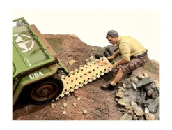 4X4 Mechanic Figure 2 with Board Accessory for 1/18 Scale Models American Diorama AD18012