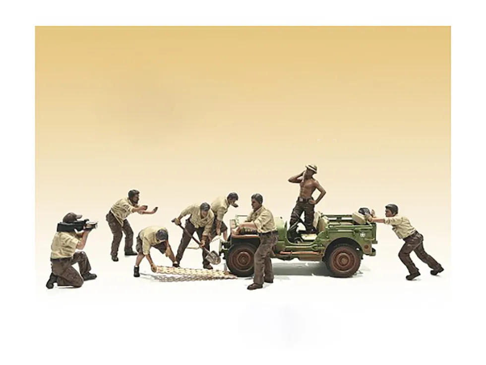 4X4 Mechanic 8 piece Figure Set for 1/18 scale models American Diorama 18011 18012 18013 18014 18015 18016 18017 18018